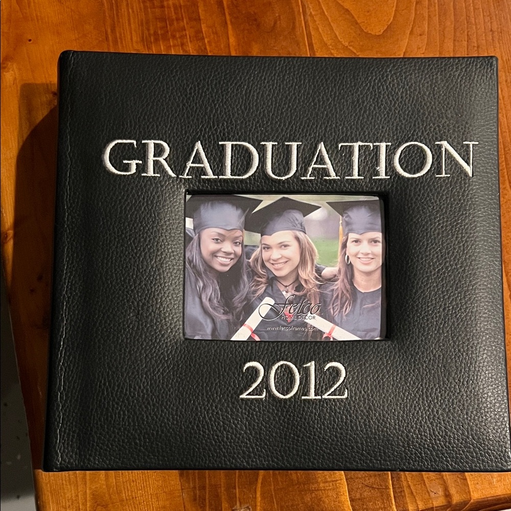Fetco NWT Black Graduation Photo Album